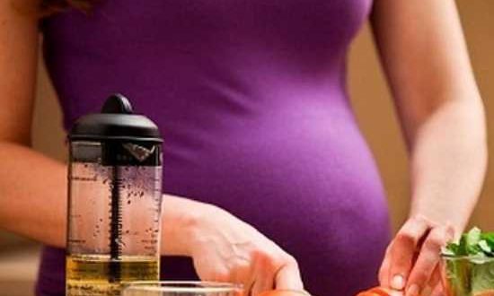 تغذیه دوران بارداری - در دوران بارداری چه بخوریم ؟