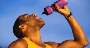 نوشیدنی ورزشی - چرا حین ورزش مایعات بنوشیم ؟