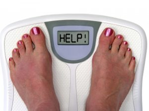 کاهش وزن در میانسالی | چگونه در میانسالی وزن خود را کنترل کنیم؟