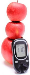کنترل دیابت و کاهش قند خون با مصرف سیب در رژیم غذایی