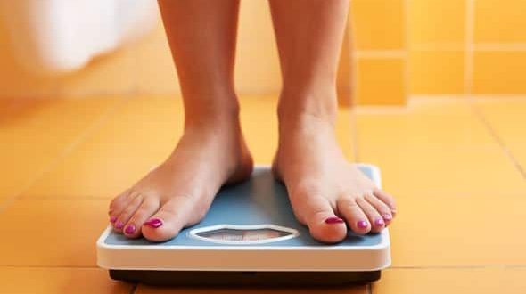 اضافه وزن - چرا وزن کردن در هر روز , به کاهش وزن کمک می کند؟