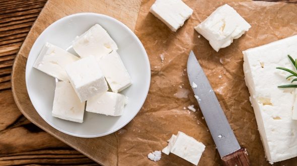 مضرات پنیر - آشنايي با خواص پنير - آیا پنیر خنگ می کند ؟؟؟