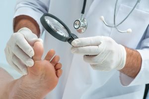 مراقبت از زخم پای دیابتی
